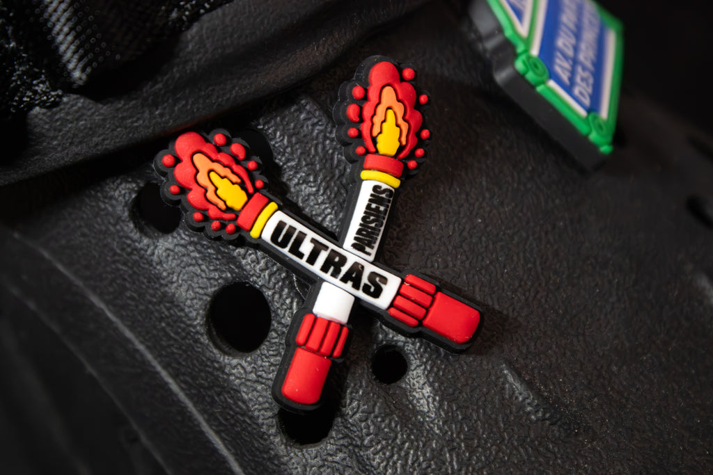Pins Pyro